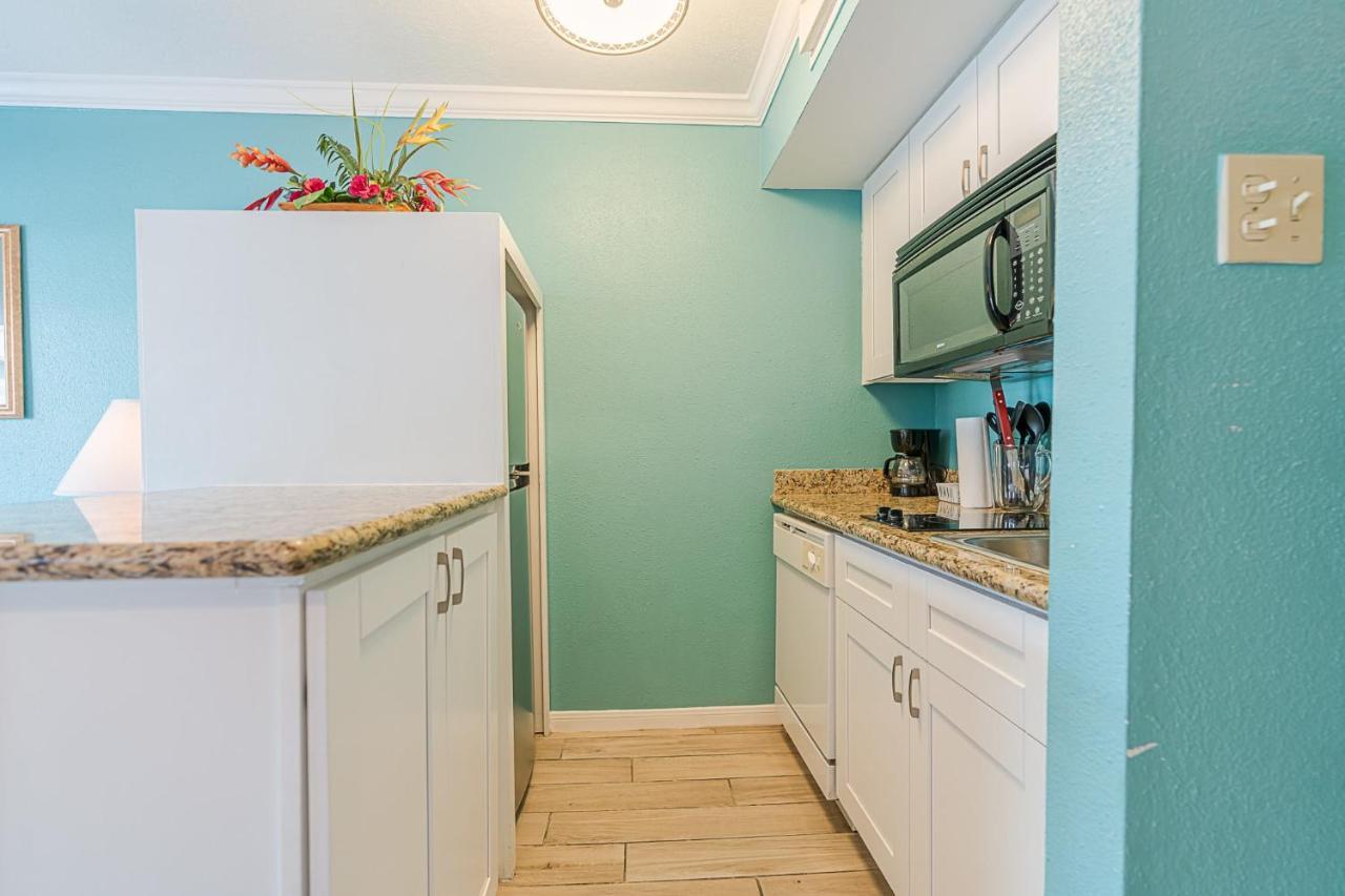 Beachside Bungalow With 2 Pools Hotell Galveston Eksteriør bilde